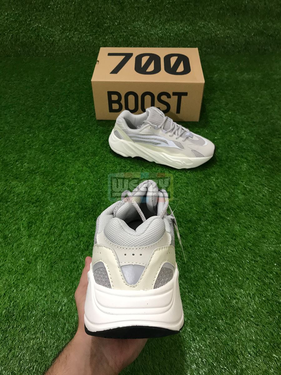 Adidas Yeezy 700 V2 (Static)