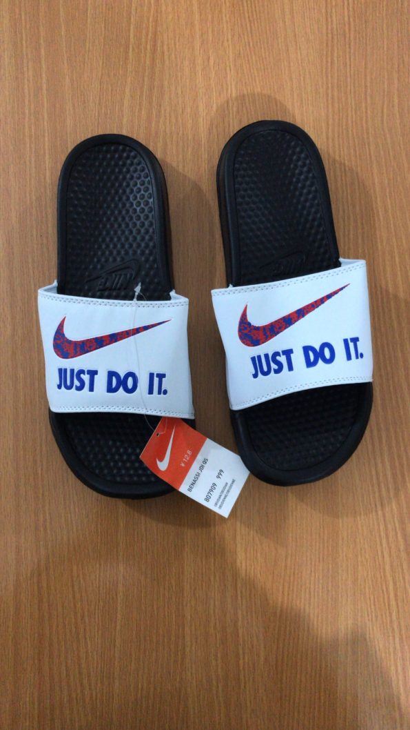 Less than 5000 Nike Just do It Slide (Blk/White)