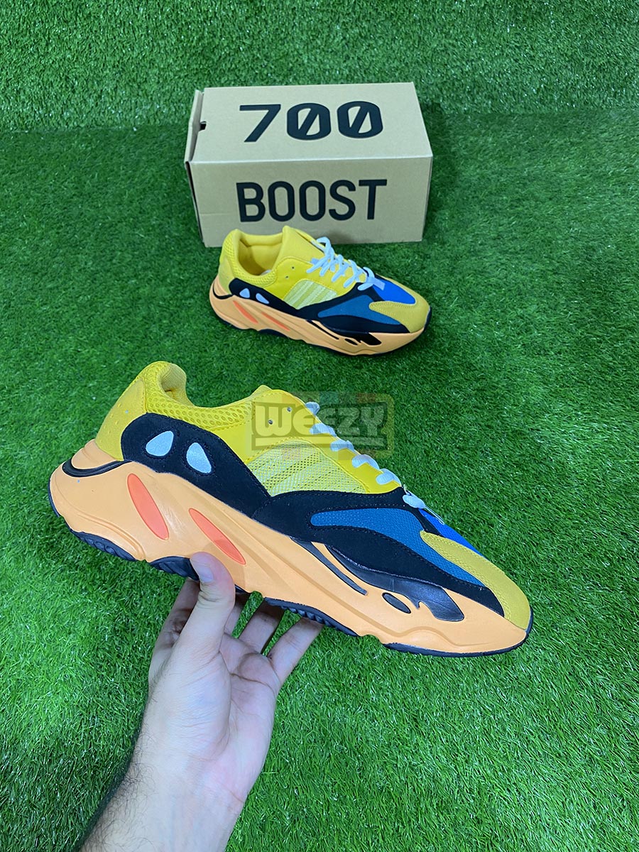 Adidas Yeezy 700 (Sun)