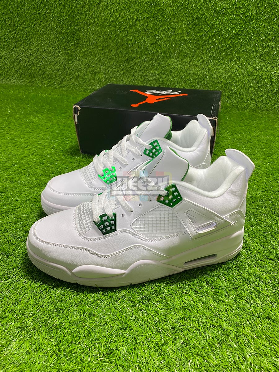 Hype Jordan 4 (Metallic Green)
