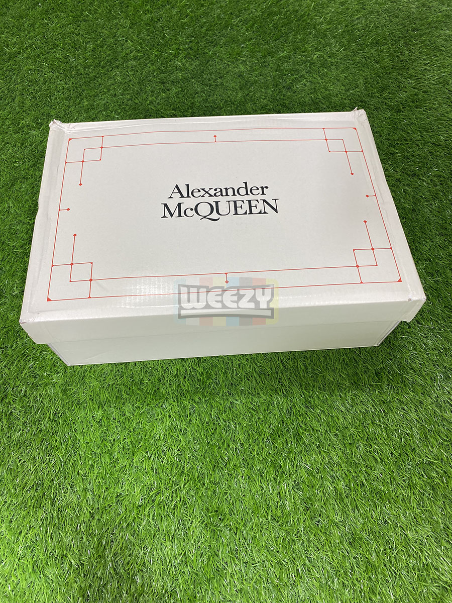 Alexander Mcqueen Alexander Mcqueen Sneakers (W/B)