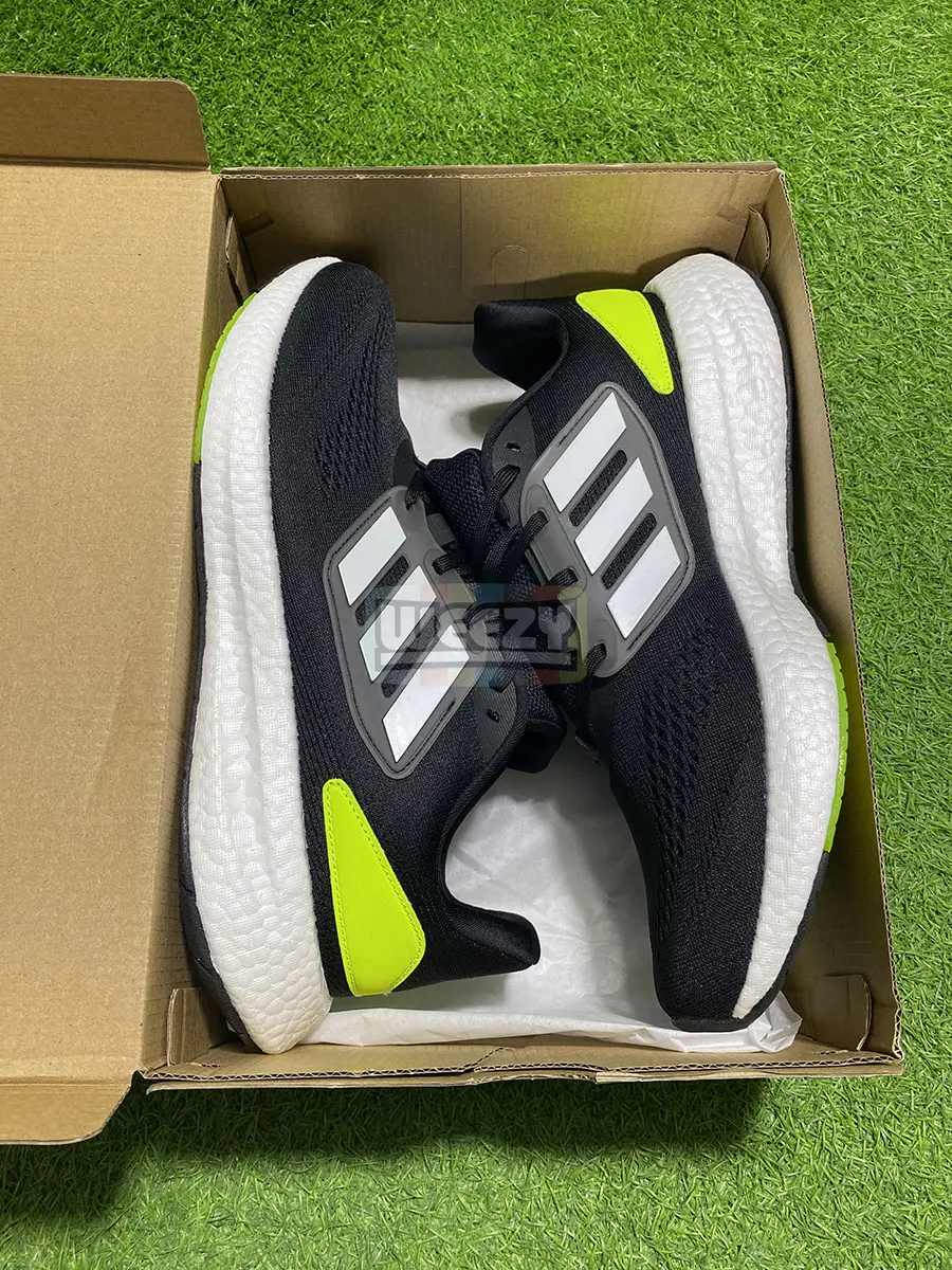 Pure Boost 22 (Blk W G) (Real Boost) (Original Quality 11) (03-23) Final (2) IMG_2679